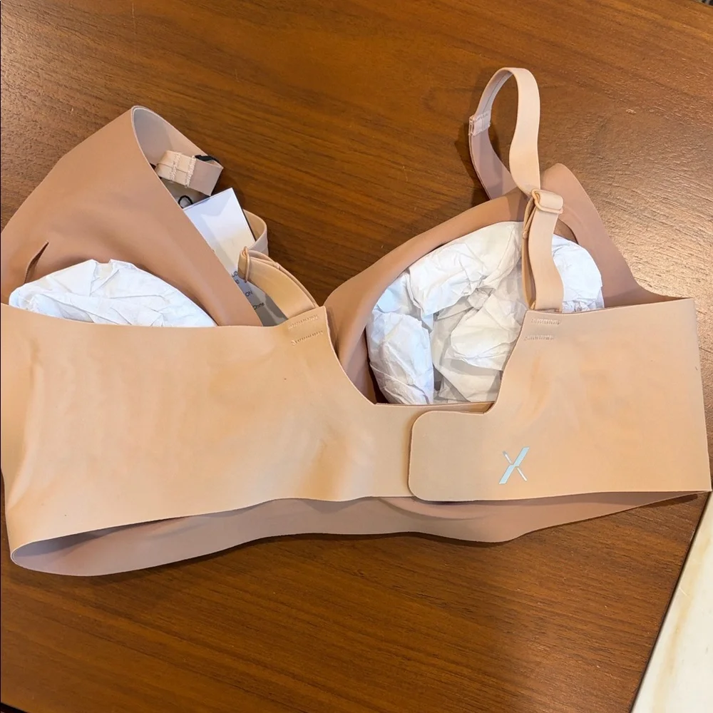 Knix Nude Wireless Bra - Picture 3 of 4